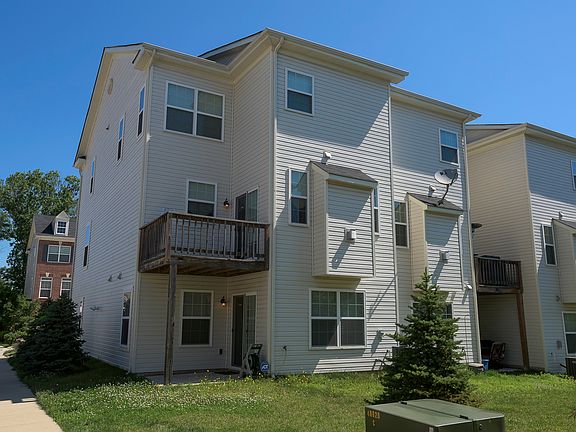2nd image of 1001 Stegman Pl