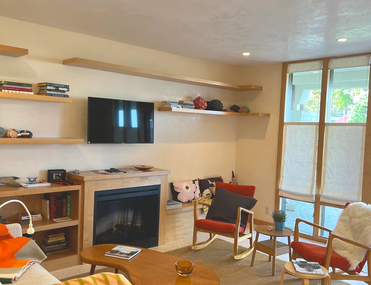 1 bed, 2.0 bath, 864 sqft, $6,500 — Photo 4