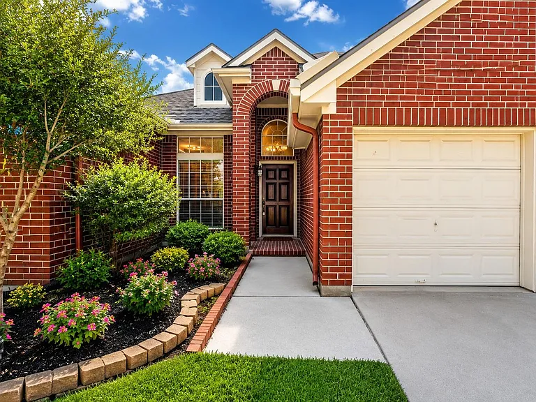 8619 Bridge Park Dr — Photo 3