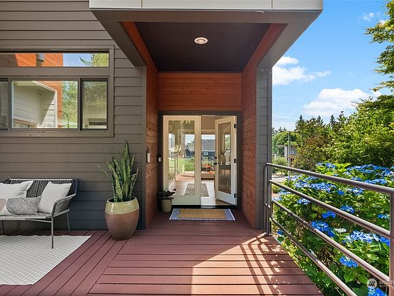 4th image of 6217 Reid Drive NW