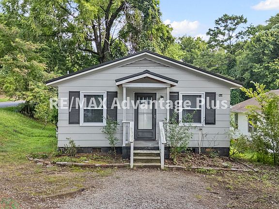 2nd image of 200 Gross St