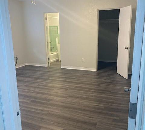 5th image of 431 N Halifax Ave APT 4