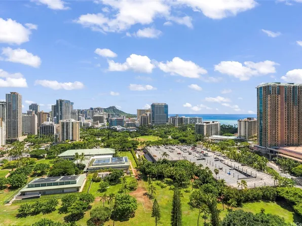 1910 Ala Moana Blvd APT 26D, Honolulu, HI 96815