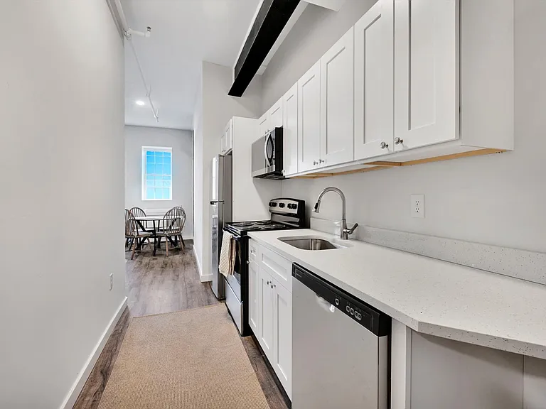 Fleetwood Lofts — Photo 81