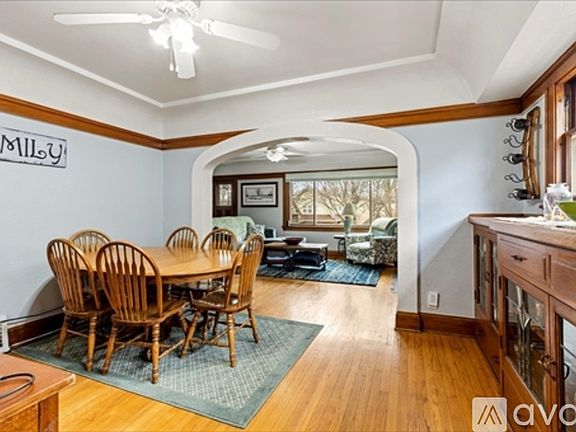 4th image of 2525 N 62nd St #2527