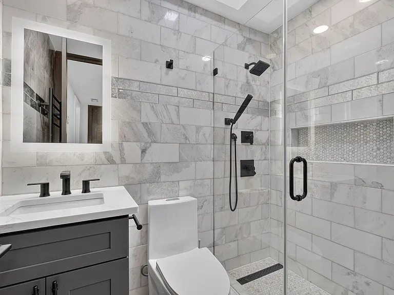 Fourth Bedroom En-Suite Bathroom