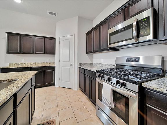 4th image of 9931 Berlander Ash Ln