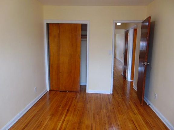 2nd image of 4068 Baychester Ave Floor 2