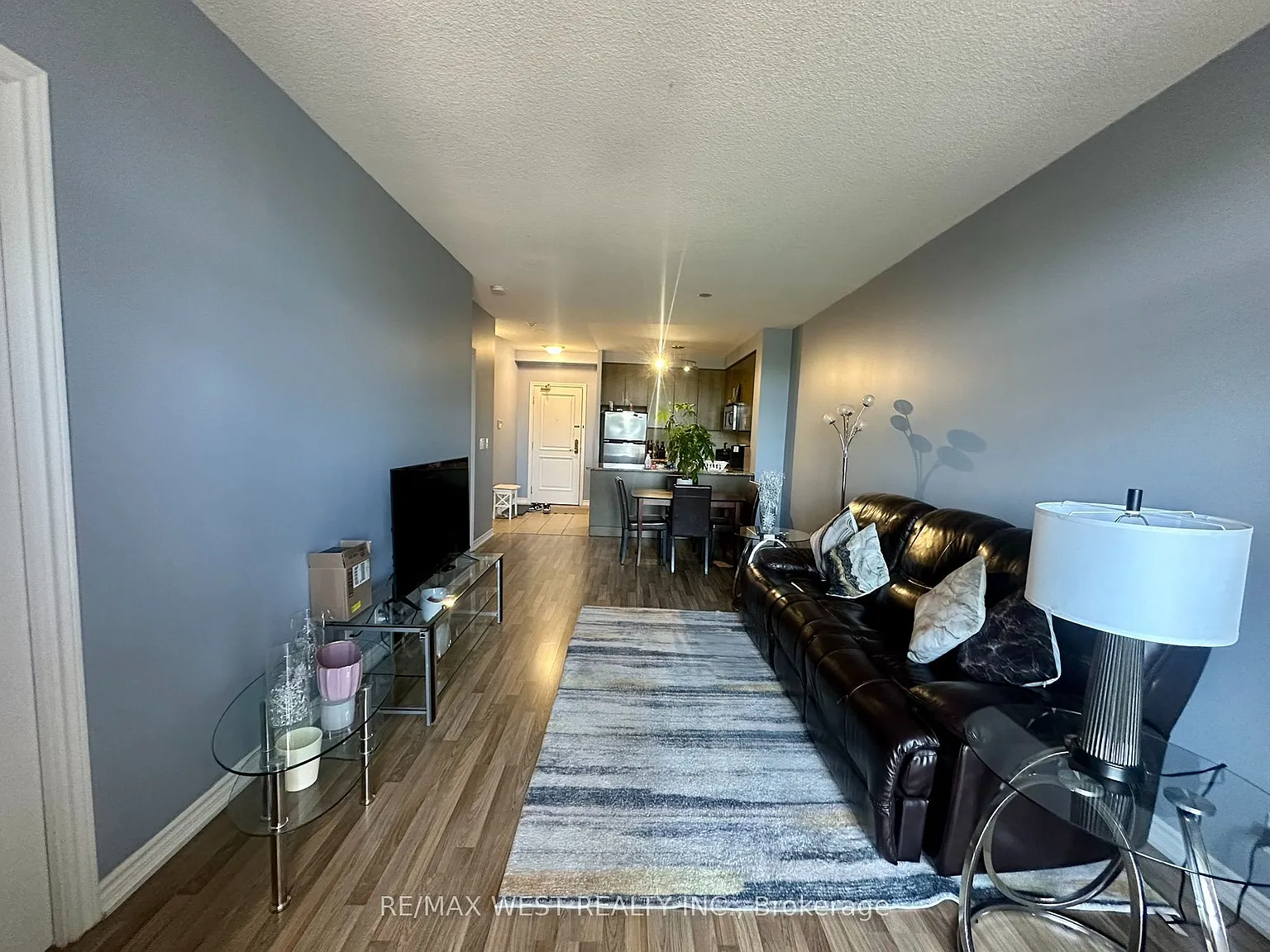 2 bed, $2,300 — Photo 3