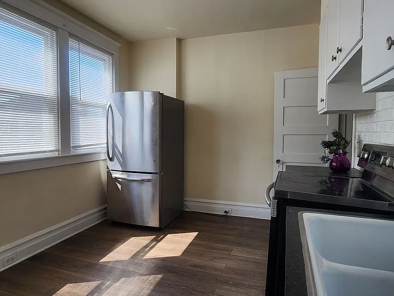 740 N 19th St — Photo 11