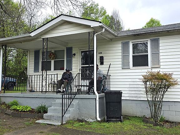 2nd image of 126 Flint St