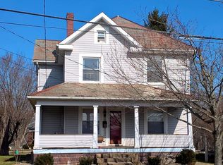 206 East St, Caldwell, OH 43724