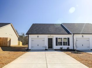 352 Bordeaux Dr, Thomson, GA 30824