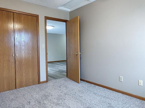 4th image of 625 N 4th St APT 12