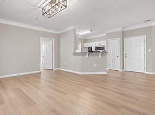 1445 Cambridge Lakes Dr #206, Mount Pleasant, SC 29464