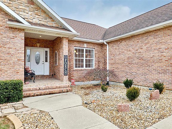 4th image of 1418 Trevino Dr