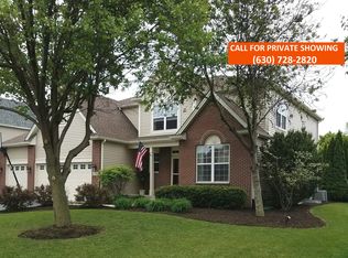 2770 Bauer Rd, North Aurora, IL 60542