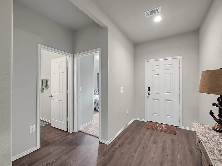 15127 Willow Tree Ln — Photo 6