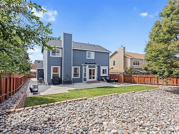 2nd image of 2650 Summerhill Dr