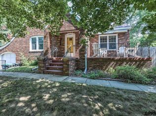 2407 N 52nd St, Omaha, NE 68104