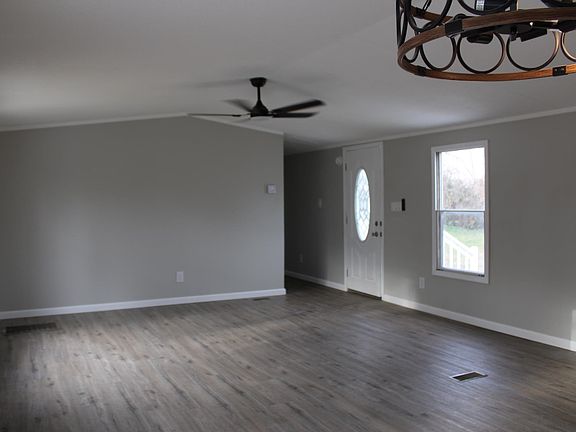 5th image of 1535 Sand Ford Rd