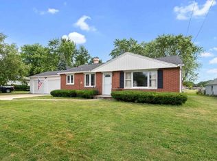 1480 Chicago St, De Pere, WI 54115