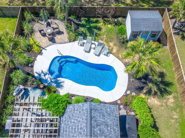 425 Cherrybark Oak St, Summerville, SC 29486