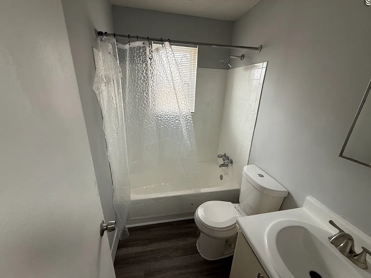 2 bed, $750 — Photo 3