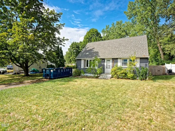 9 Pompano Drive, Troy, NY 12182