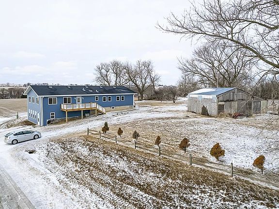 3rd image of 26494 Saint Peters Rd