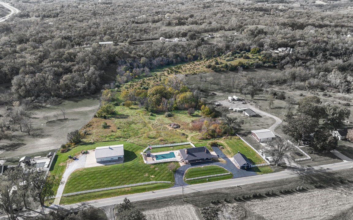 next background image