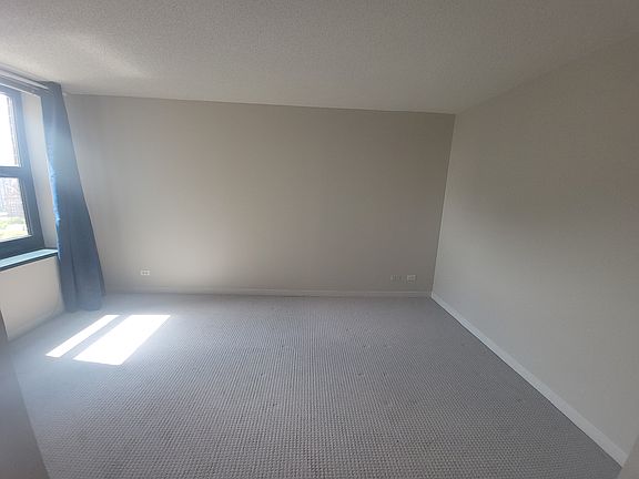 5th image of 3660 N Lake Shore Dr APT 2103