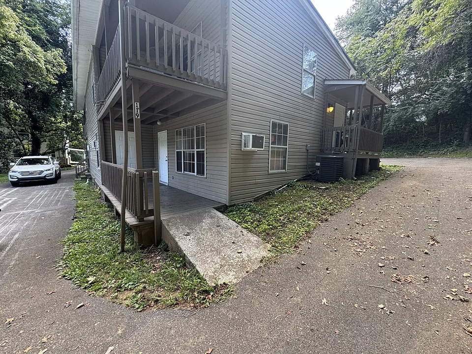 119 Exterior View