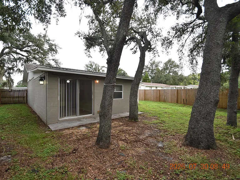 12203 N 9th St — Photo 33