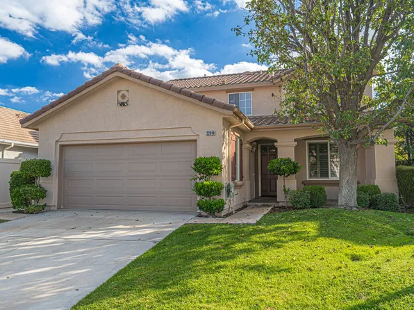 22818 Raintree Ln, Santa Clarita, CA 91390