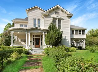 1527 Morgan Ave, Parsons, KS 67357