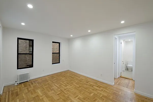 Rented by Aether Property Group | media 1