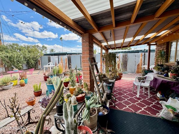 tucson-arizona-448592735 picture