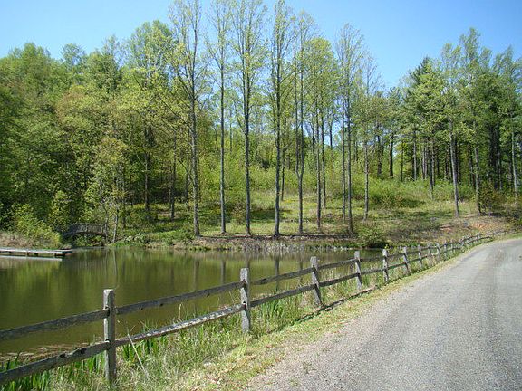 5th image of Dogwood Trail