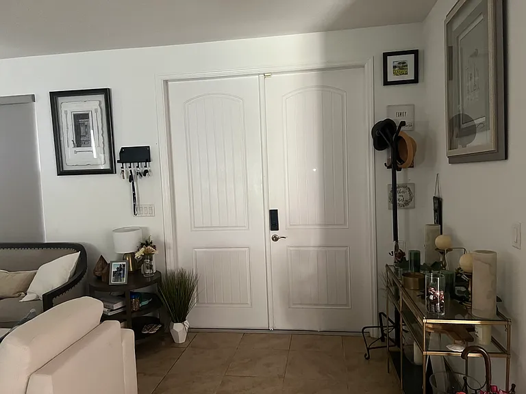 2218 SE 2nd St — Photo 3