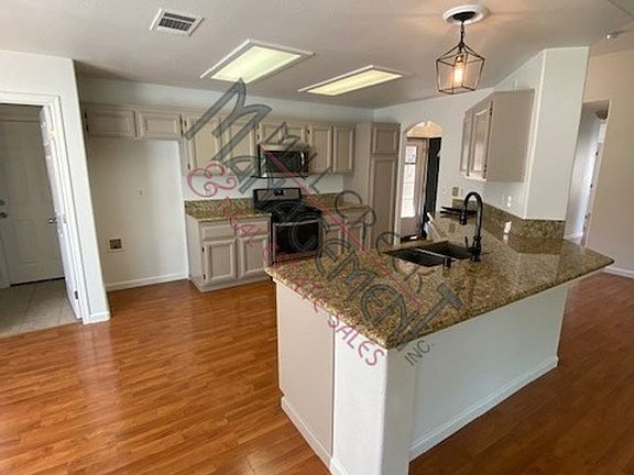 4th image of 5506 W Dorothea Ave