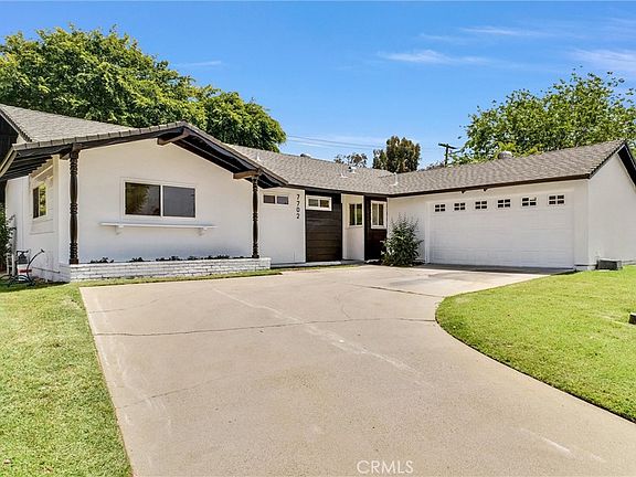 3rd image of 7702 Cassia Ave