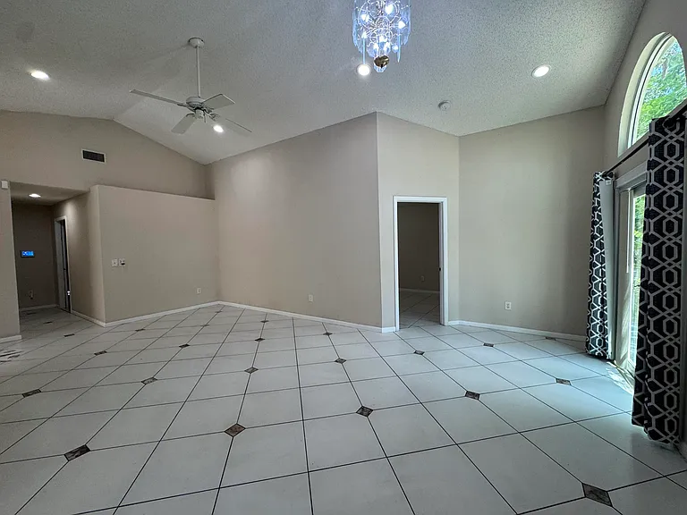 1038 W Jasmine Ln — Photo 20