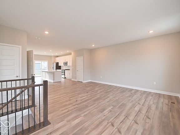 5th image of 7079 Adalene Ln
