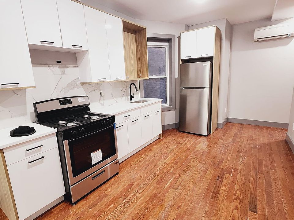 1st image of 39 Van Wagenen Ave #200