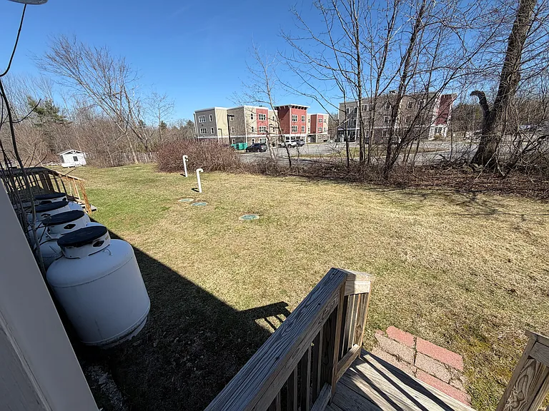 5 Dora Dr — Photo 11