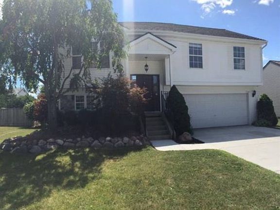 4th image of 7147 Lochmoor Dr