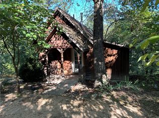 406 County Road 2664, Eureka Springs, AR 72631