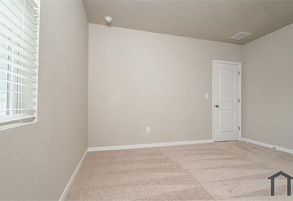 4th image of 234 Lovely Ct