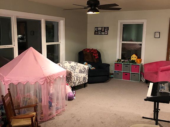 Playroom/living space